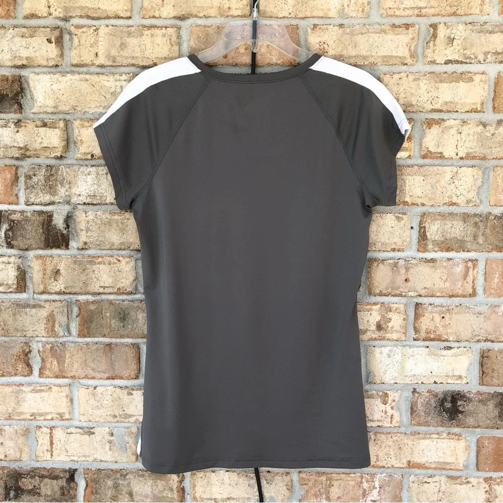 Under‎ Armour Heat Gear Gray White Short Sleeve Fitted Shirt Size L